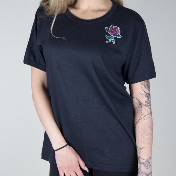 Tops - Vintage Rose Tee
